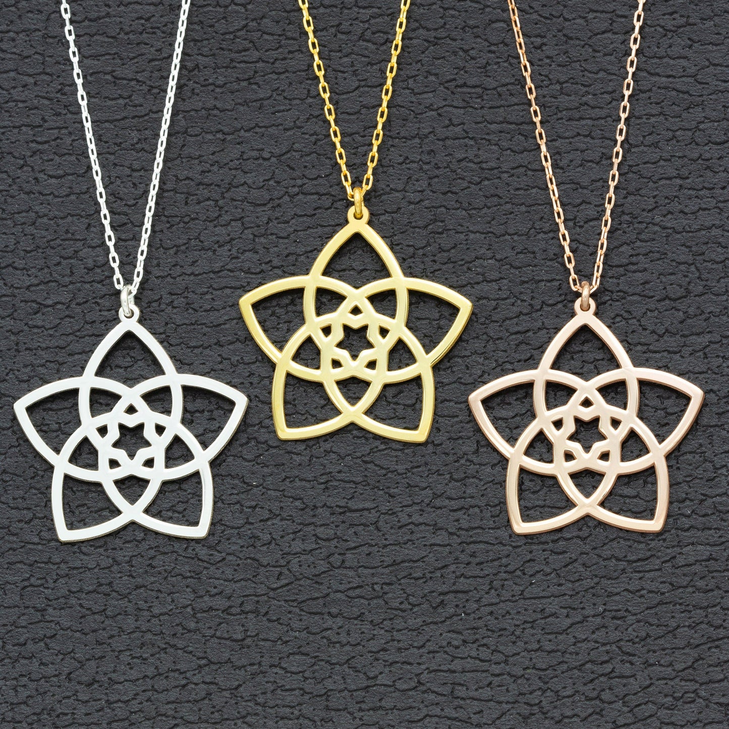 925 Sterling Silver Venus Flower Necklace