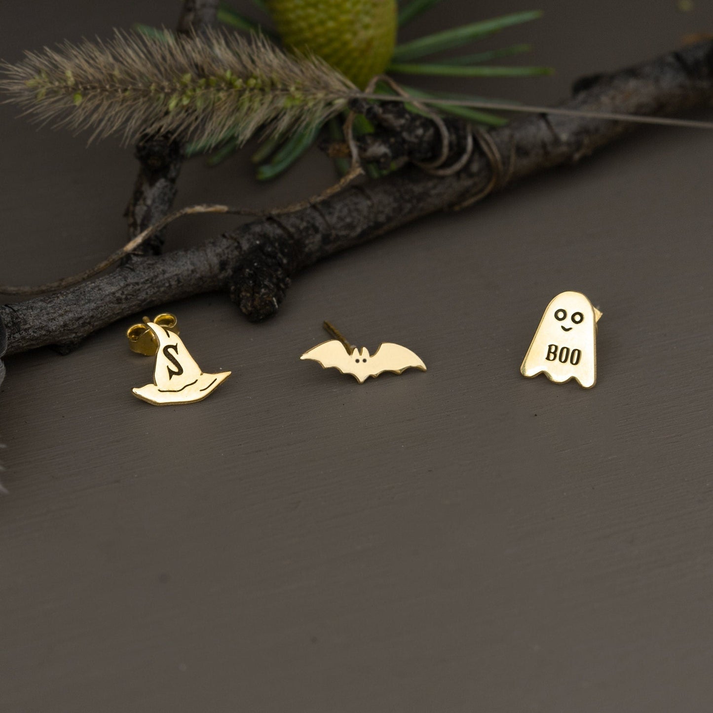 Ghost Tiny Earring