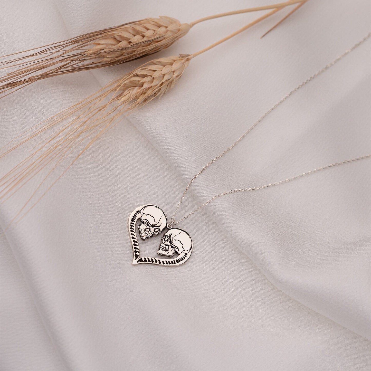 925 Sterling Silver Immortal Love Necklace