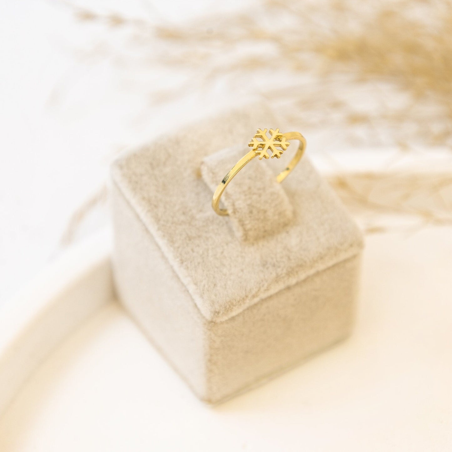 925 Sterling Silver Tiny Snowflake Ring