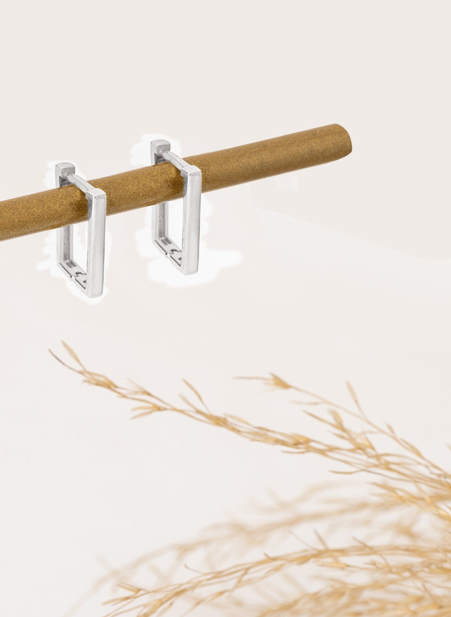 925 Ayar Gümüş Minimalist Dikdörtgen Halka Küpe