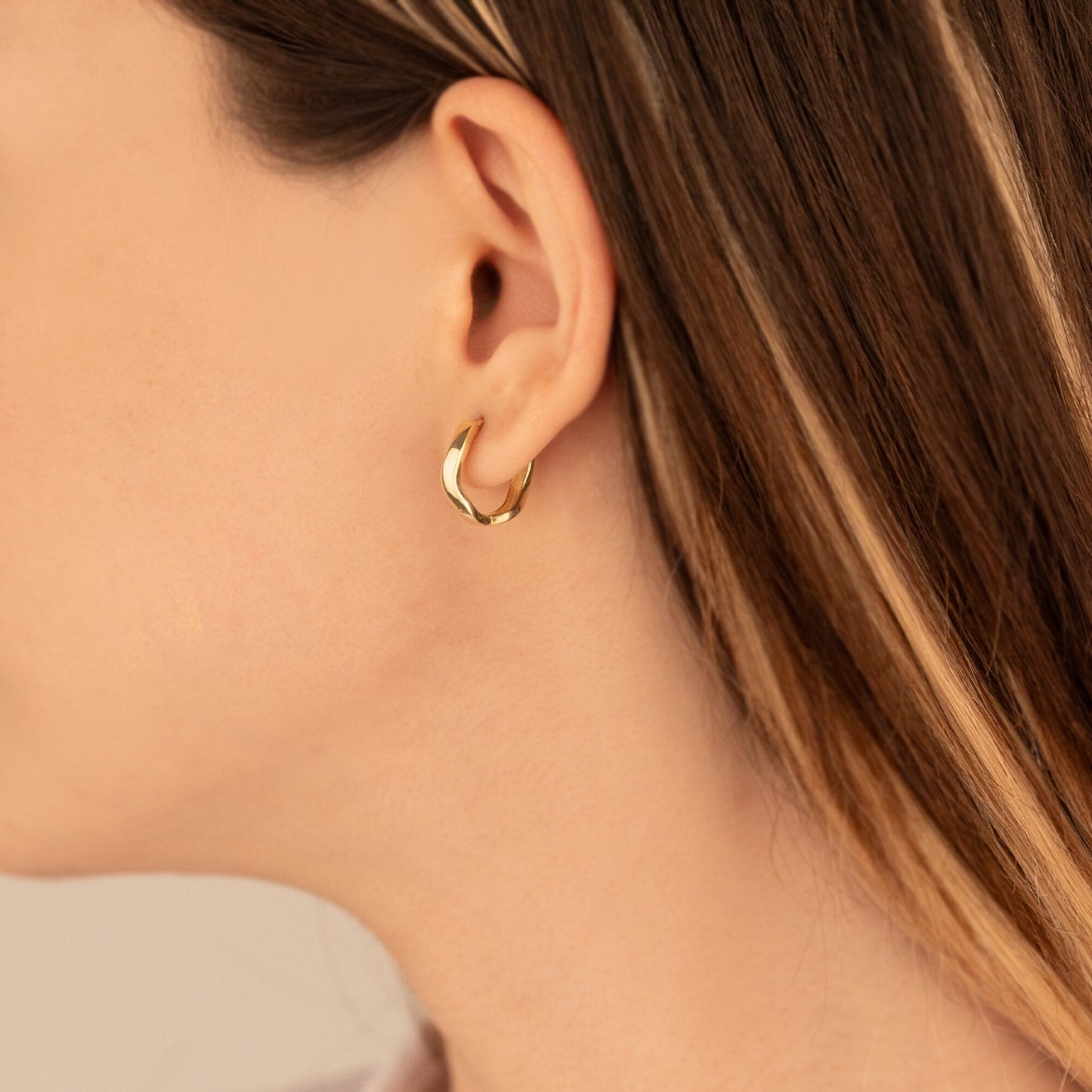 925 Sterling Silver Wave Hoop Earrings