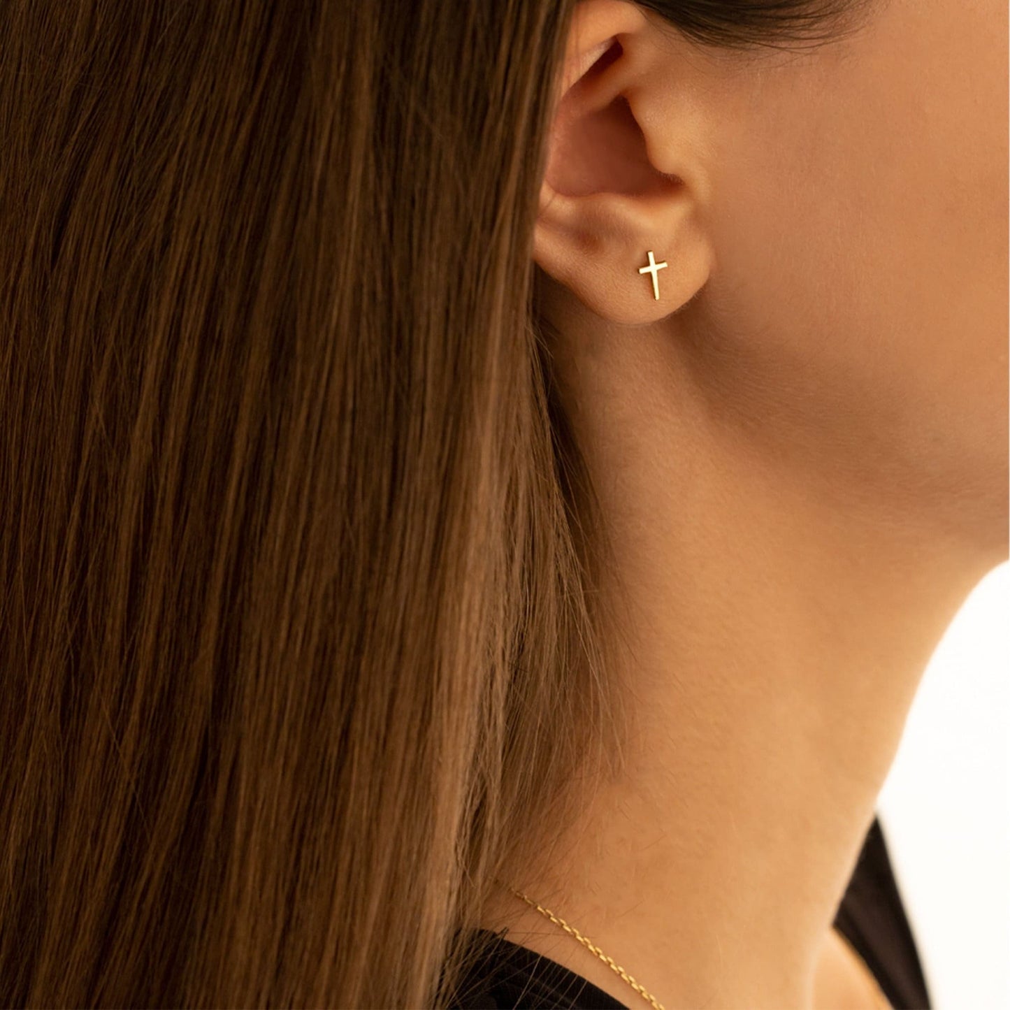 925 Sterling Silver Elegant Cross Stud Earrings