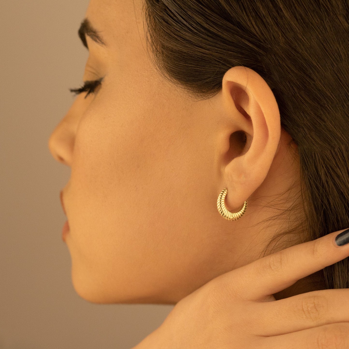 925 Sterling Silver Ribbed Hoop Earrings
