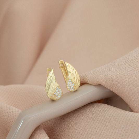 925 Sterling Silver Hammered Diamond Wing Earrings