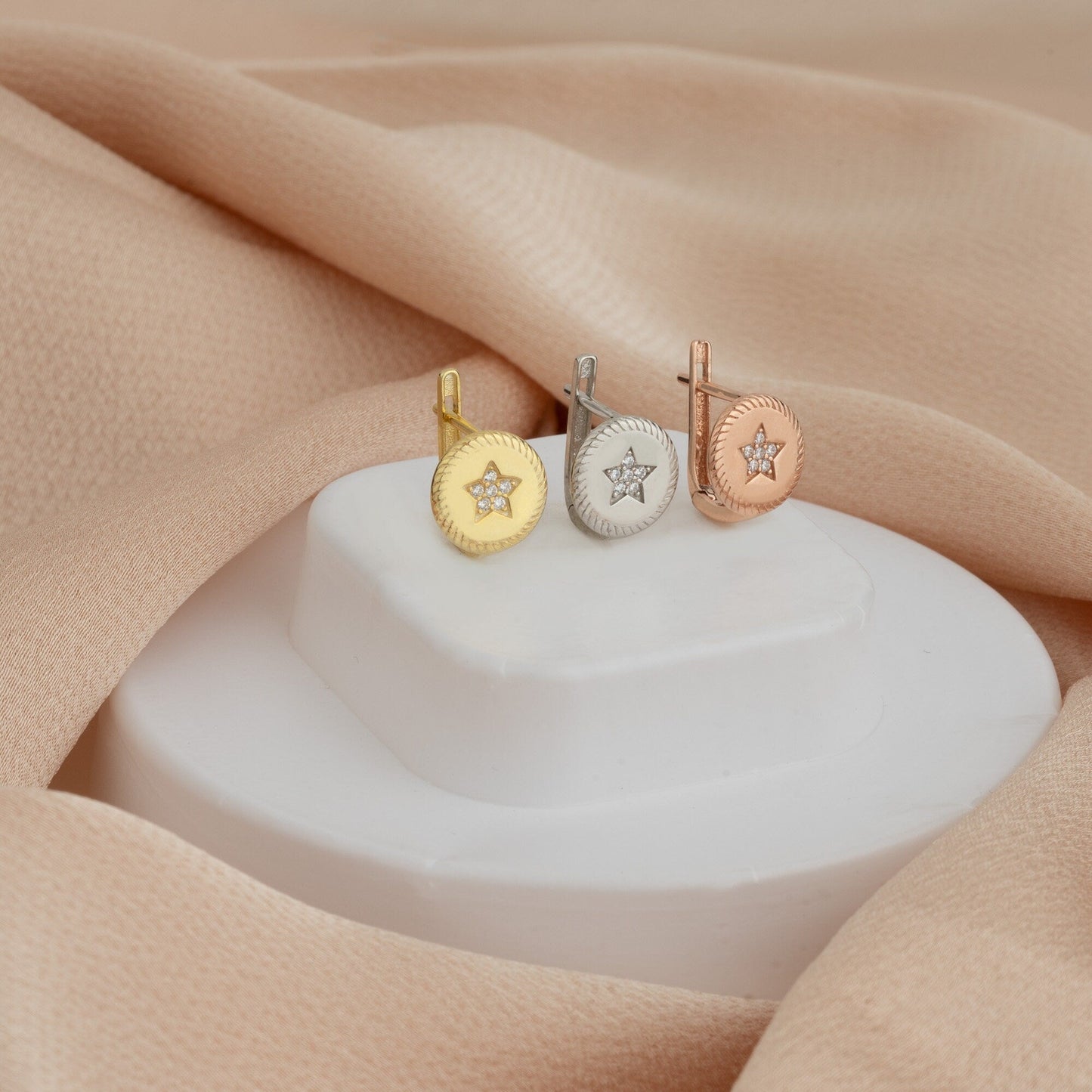 925 Sterling Silver Diamond Round Star Hoop Earrings