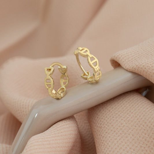 925 Sterling Silver Border Chain Huggie