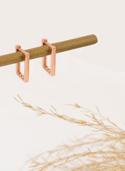 925 Ayar Gümüş Minimalist Dikdörtgen Halka Küpe