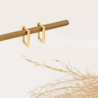 925 Ayar Gümüş Minimalist Dikdörtgen Halka Küpe